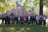 29 junge Talente schnupperten bei der Talent-School 2011 am Fraunhofer-Institutszentrum Schloss Birlinghoven Forschungsluft.